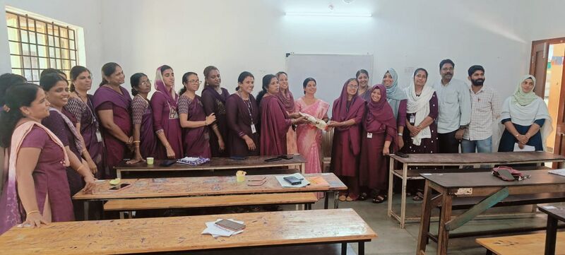 പ്രമാണം:23051 krishna teacher 25-26.jpg