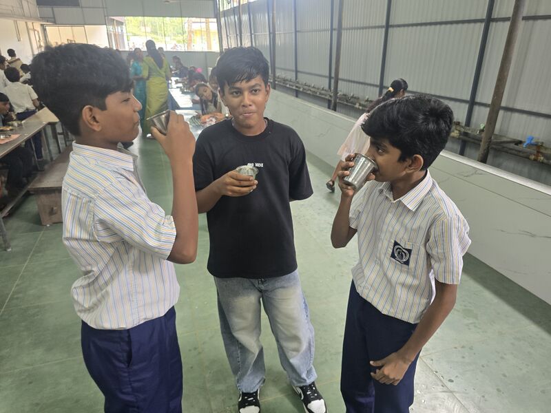 പ്രമാണം:25068 2026-27 praveshanolsavam 2.jpg