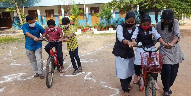 പ്രമാണം:26009 .Cycle.jpg