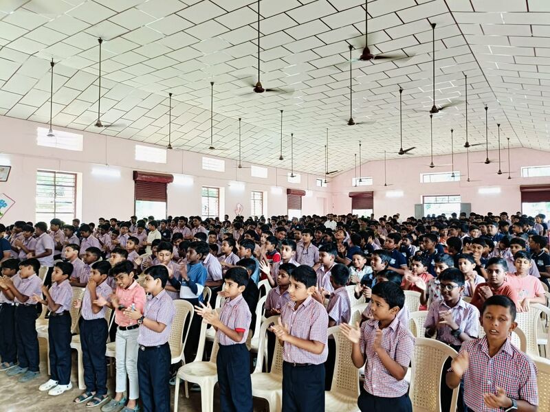 പ്രമാണം:31085 vayanadinam 1.jpg