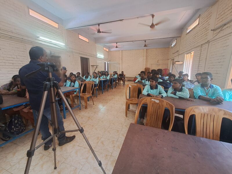 പ്രമാണം:36035 ab1.jpg