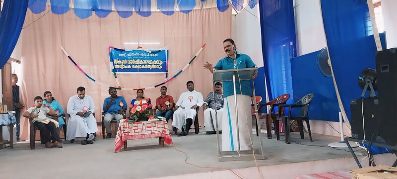 പ്രമാണം:44228-melam2410.jpg