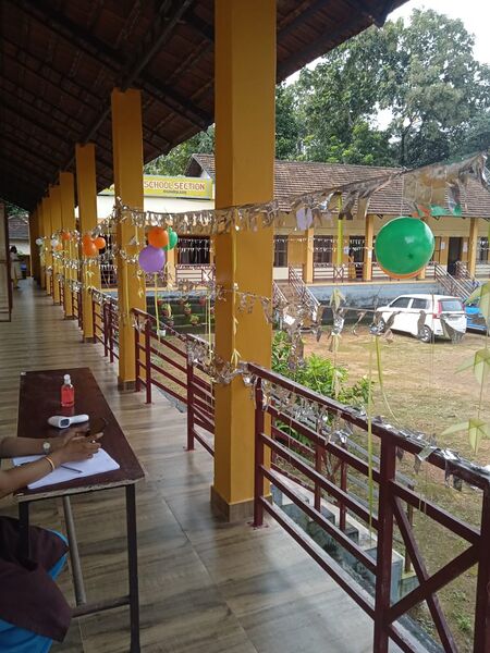 പ്രമാണം:BS21 KLM 40052 4.jpg