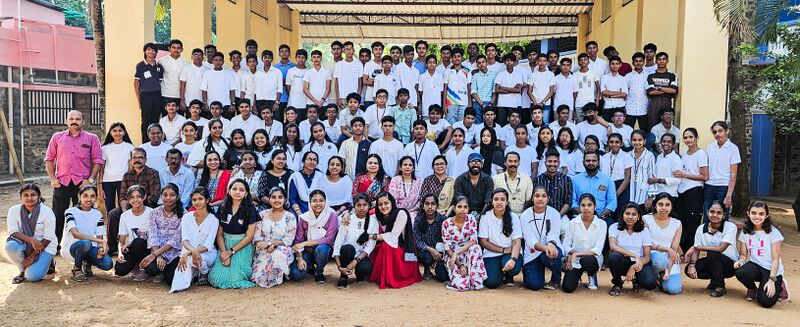 പ്രമാണം:LKDC2024 Tvm group.jpg