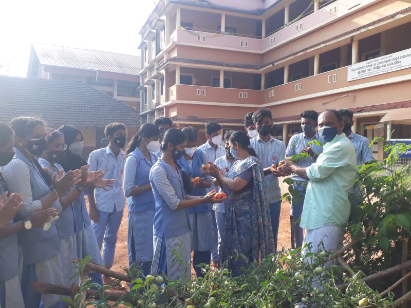 പ്രമാണം:13094 nss vilaveduppu.jpg