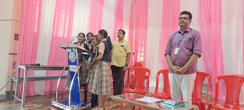 പ്രമാണം:15051 pta prayer 1.jpg