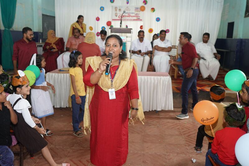 പ്രമാണം:19808-rakshithakkalkkulla bodhavalkkarana class.jpeg