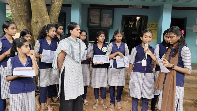 പ്രമാണം:21098 ghspty premchandjayanthi 2.jpg