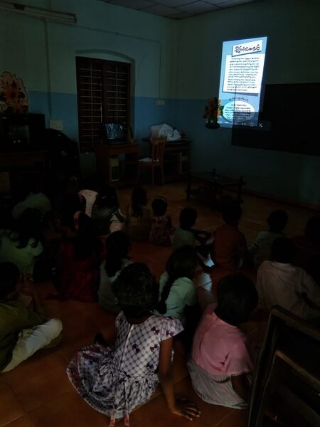 പ്രമാണം:31301-Hitech classroom1.jpg