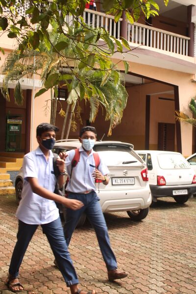 പ്രമാണം:33056 s2022 6.Jpg