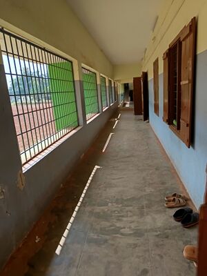 41045-school-corridor.jpeg
