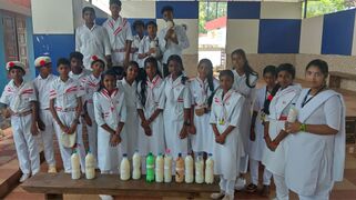 ക്ലീനിംഗ് ലോഷനുമായി JRC കുട്ടികൾ