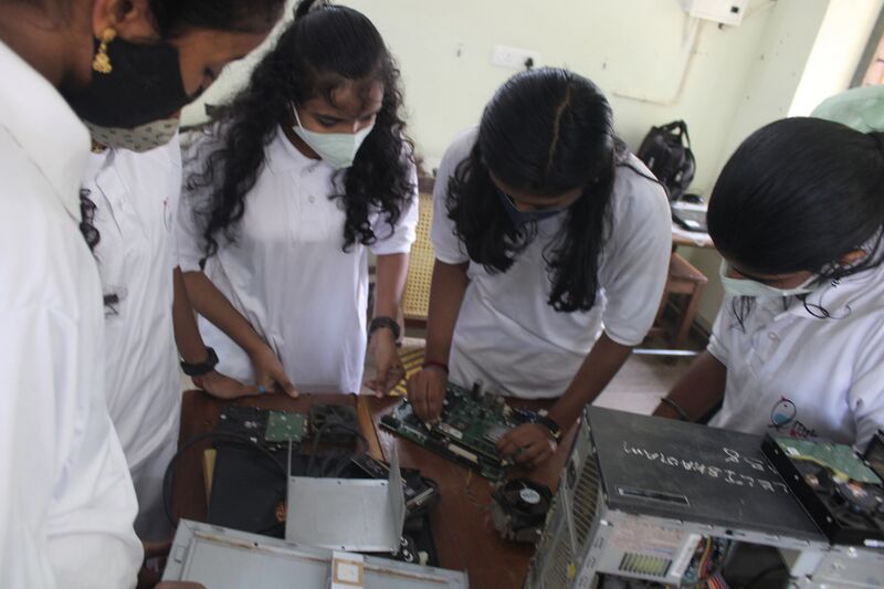 പ്രമാണം:44050 22 3 11 i4.JPG