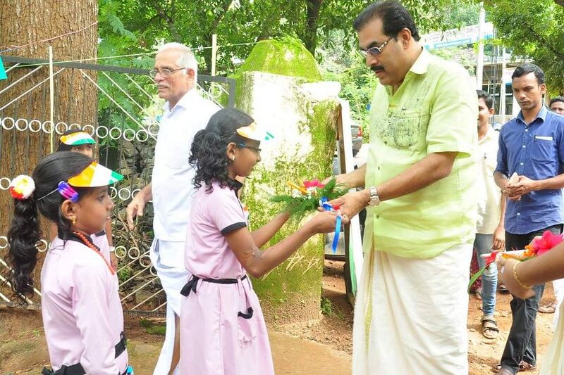 പ്രമാണം:48230-mla for building inaguration.jpg