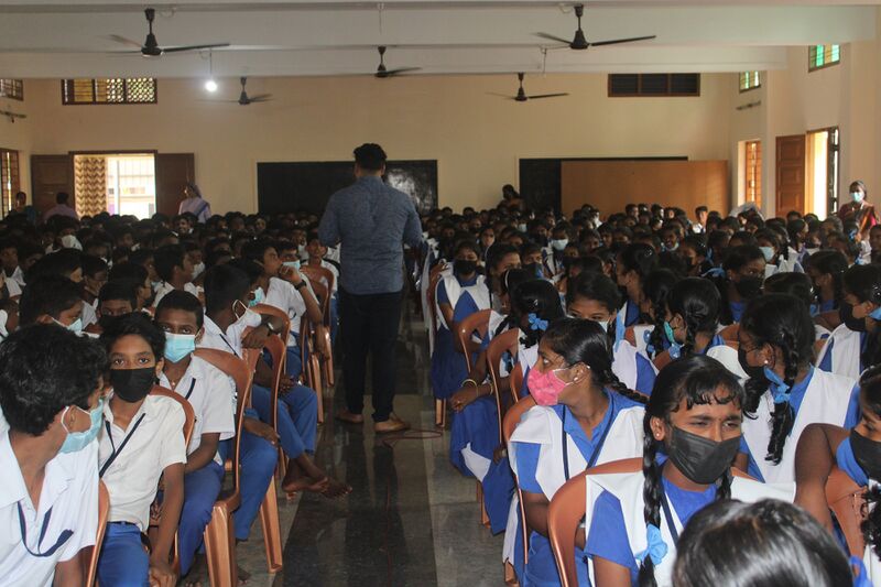 പ്രമാണം:Antidrug class 35052 22 (7).jpg