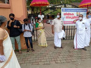 BS21 KTM 32046 2.jpg