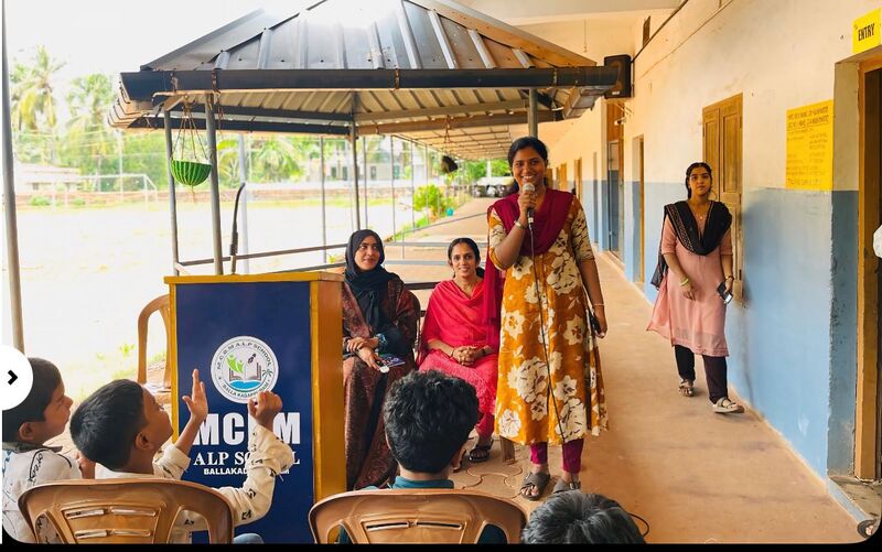പ്രമാണം:12323-reading day.jpg