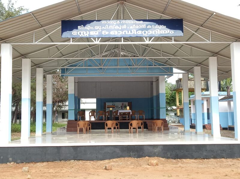 പ്രമാണം:19679 സ്കൂൾ ഓഡിറ്റോറിയം.jpeg