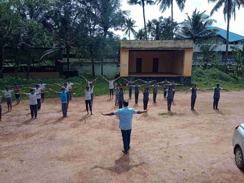 പ്രമാണം:28012 SPC0.jpg