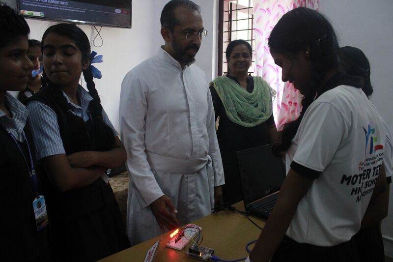 പ്രമാണം:34046 RF3.JPG