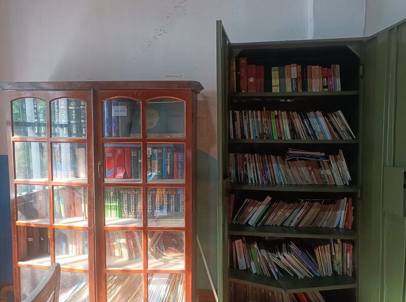 പ്രമാണം:36003 library cms.jpeg