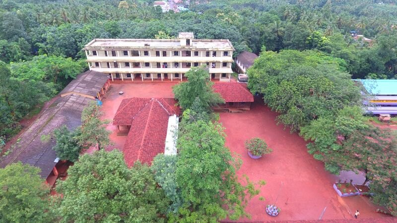 പ്രമാണം:48052building 2.jpeg