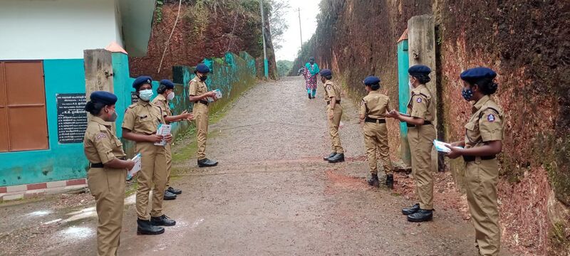 പ്രമാണം:BS21 TVM 42004 13.jpg