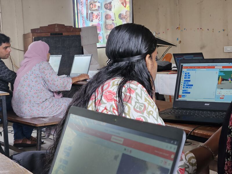 പ്രമാണം:Drcmlp-std-6 aug12-11.jpg