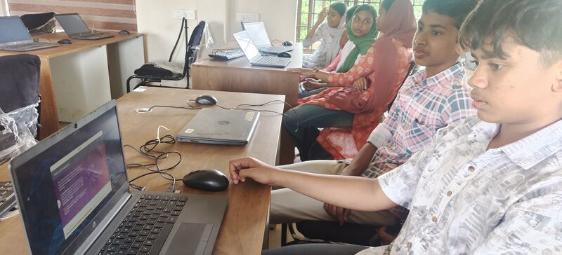 പ്രമാണം:Drcmlp installation fest 49.jpg