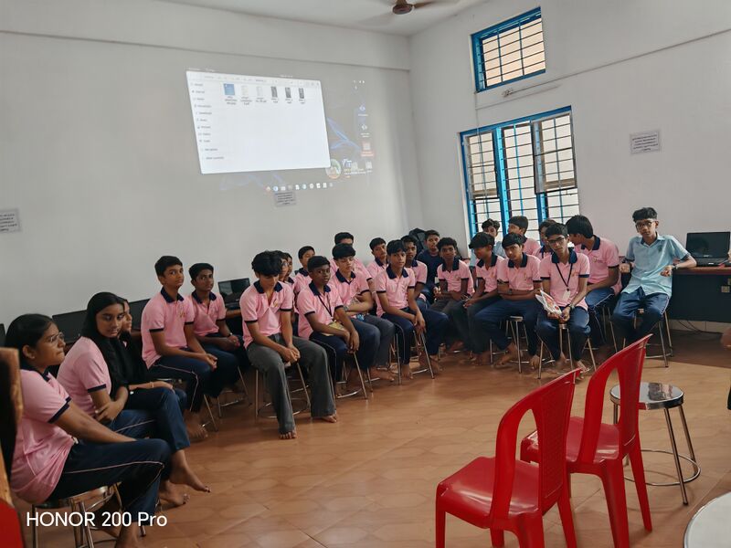പ്രമാണം:24073,School Camp,May 2025.jpg