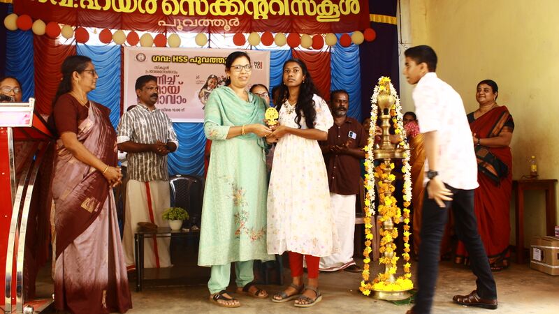 പ്രമാണം:42039 pravesanolthsavam 2025 22.JPG