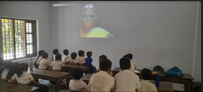 പ്രമാണം:42502-hightec class.png