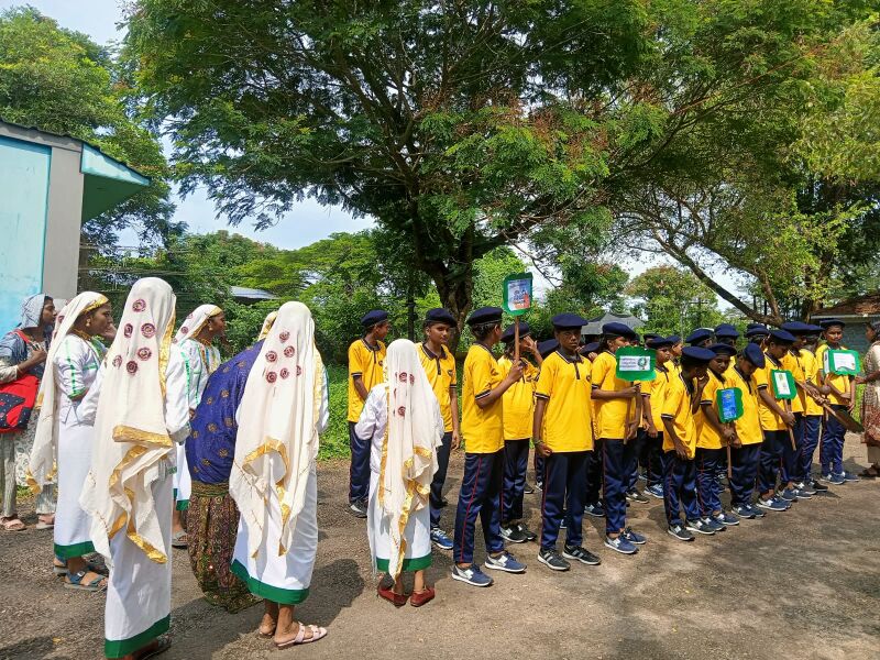 പ്രമാണം:43240 siudinam14.jpg