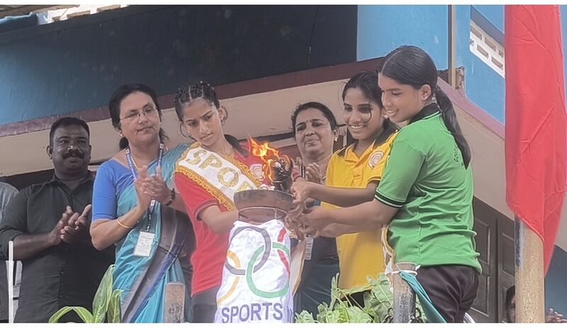 പ്രമാണം:44029 2499.jpg