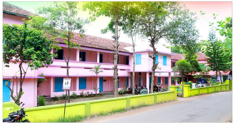 പ്രമാണം:45028-school picture.jpg