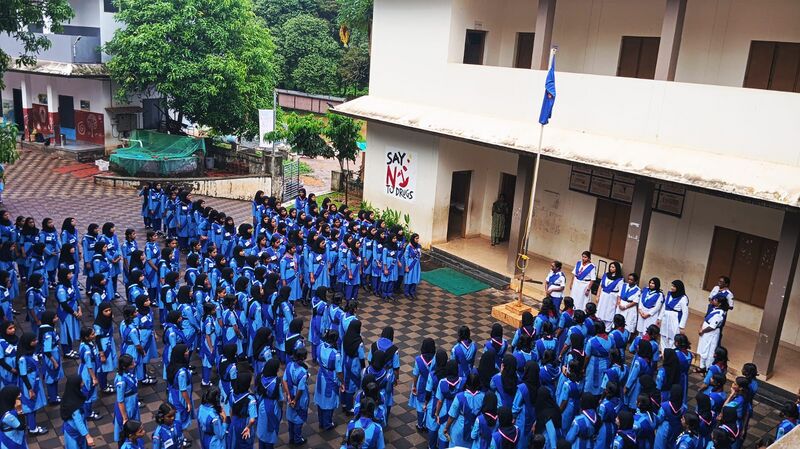 പ്രമാണം:47063-kkd-paristhithi dinam.jpg
