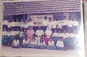 21304-old schoolphoto.jpg