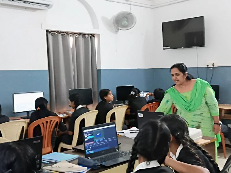 പ്രമാണം:26038 LK 2nd level camp.jpg