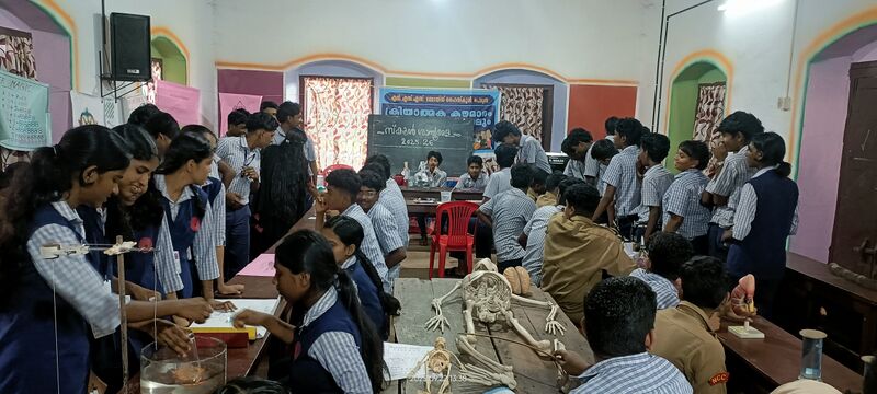 പ്രമാണം:33005 SCHOOL SHASTHRAMELA.jpg