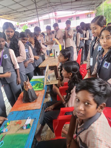 പ്രമാണം:35026 sc252.jpg