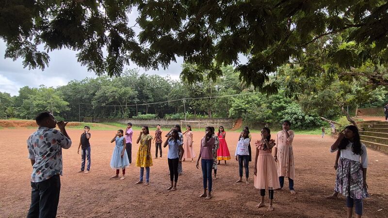 പ്രമാണം:42050 yoga day 5.jpg