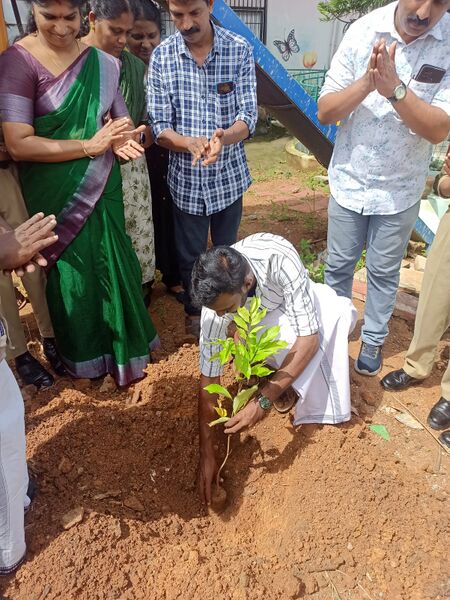 പ്രമാണം:44068 WED 2.jpg