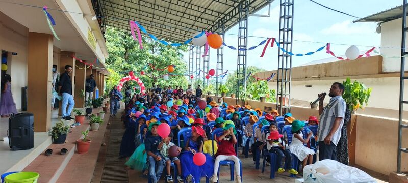 പ്രമാണം:48134 praveshanolsavam25 2.jpg