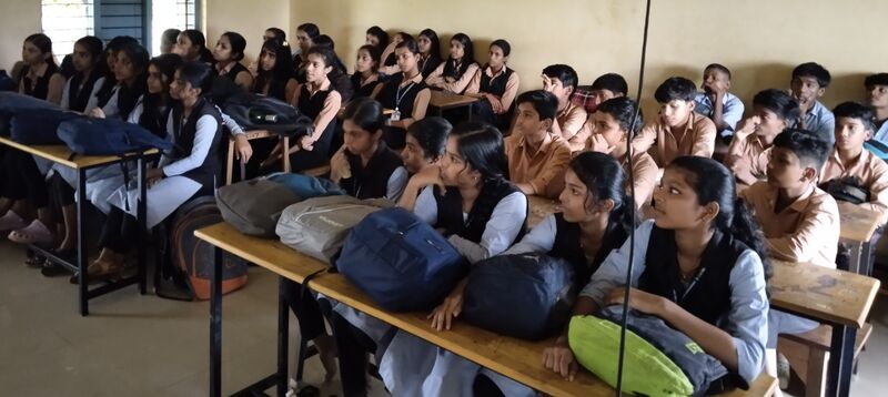 പ്രമാണം:11073 sastraclub 2.jpg