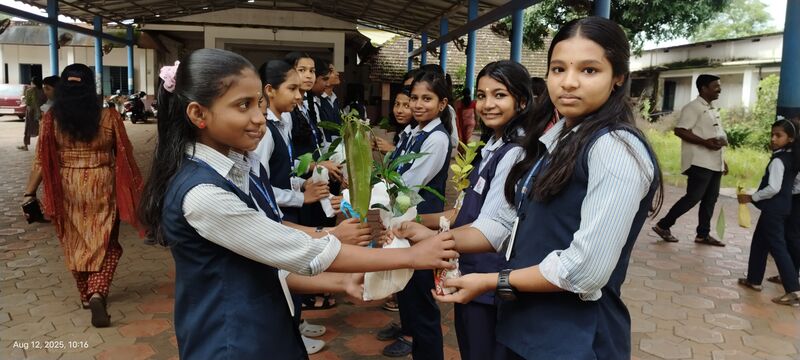 പ്രമാണം:12024-Changathikkoru thai 3.jpg