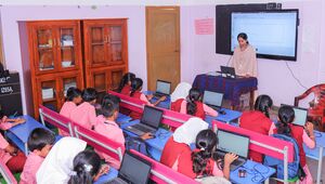 15036 interactive classroom.jpg