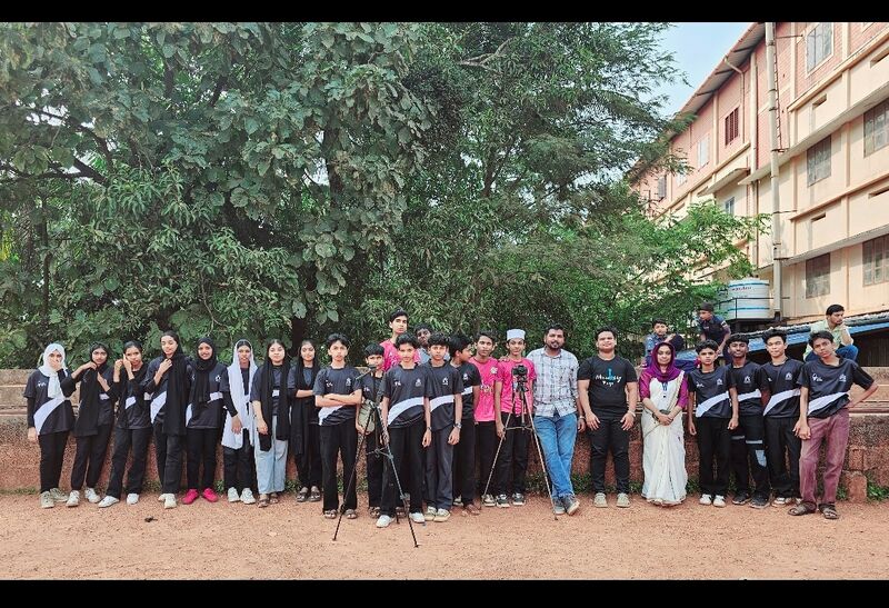 പ്രമാണം:18125 37.jpg