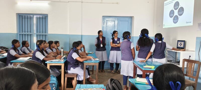 പ്രമാണം:22076 LK Cybersafty.jpg