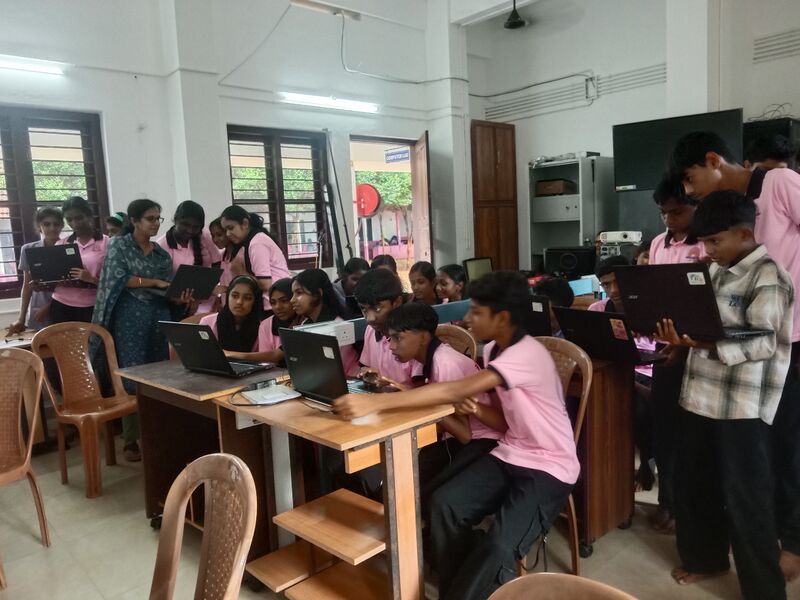 പ്രമാണം:27036 pkd lkcamp.jpg