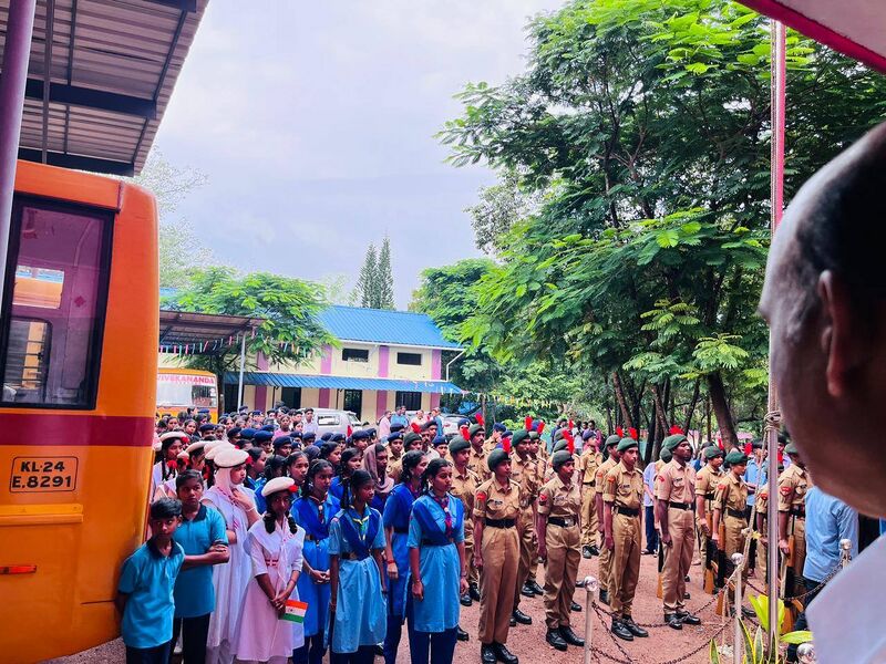 പ്രമാണം:40022 INDIA.jpg